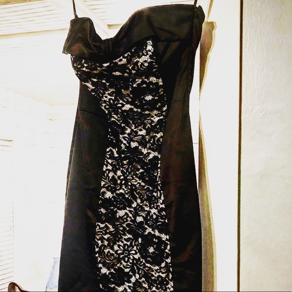 Scott McClintock: Sexy Little Black Dress